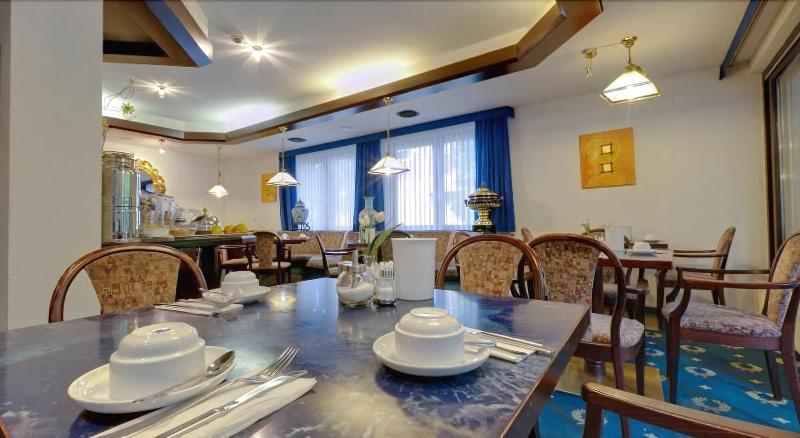Astoria am Urachplatz - Restoran