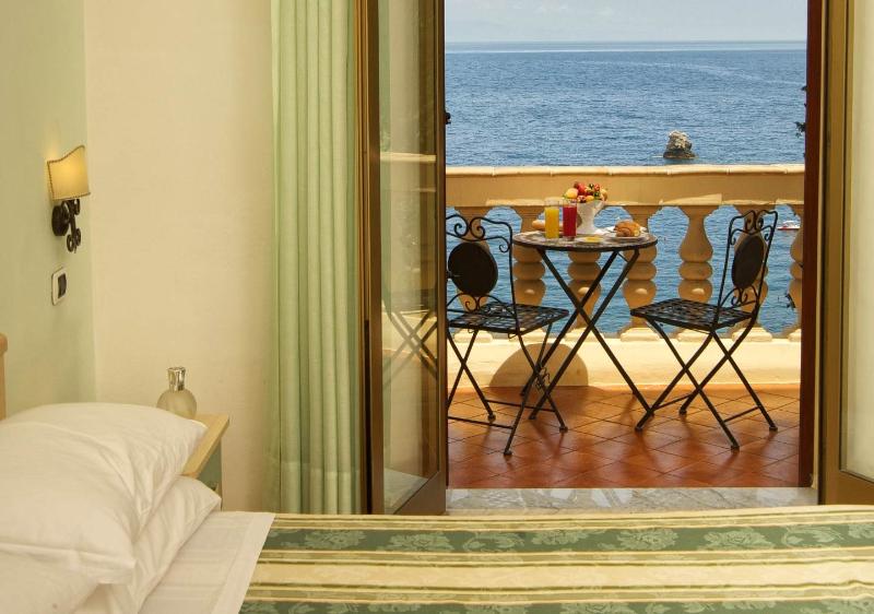 Jonic Hotel Mazzarò - Oda