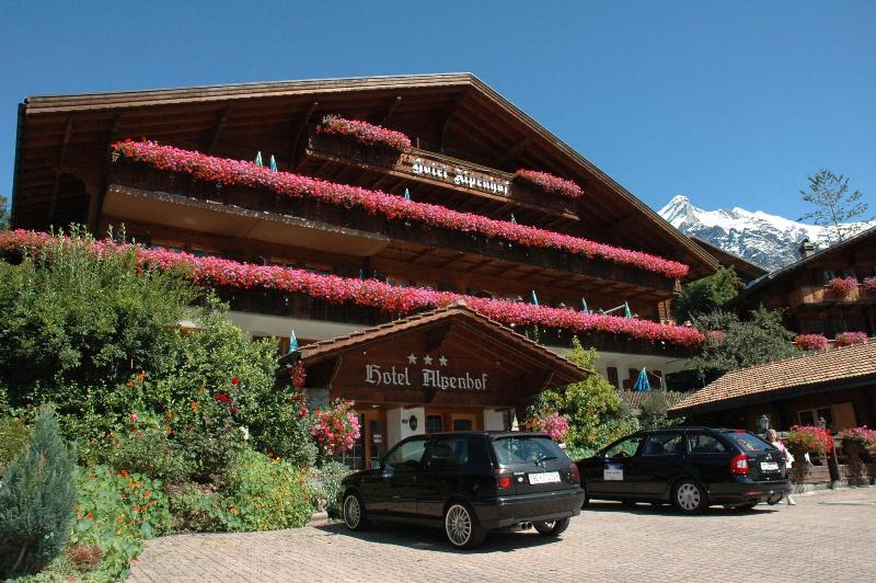 Alpenhof - Genel