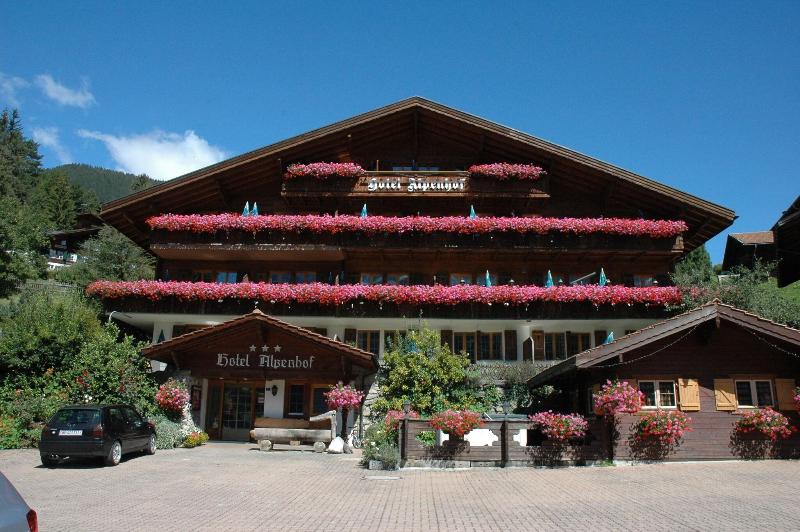 Alpenhof - Genel