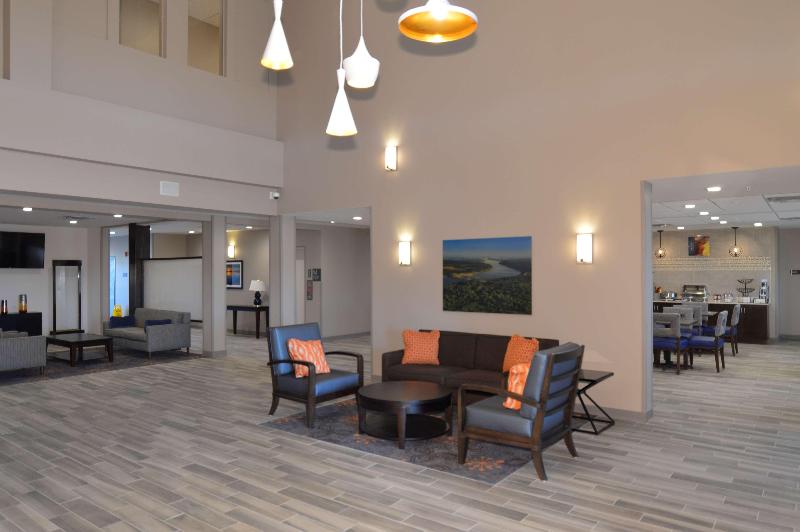 BEST WESTERN Hotel Rebstock - Lobi