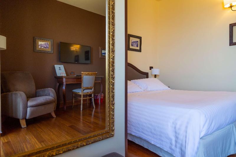 Best Western Hotel Santa Caterina - Oda