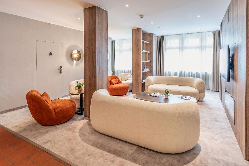 Tailormade Hotel Krone Sarnen - Lobi