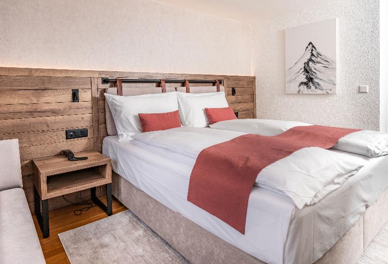Tailormade Hotel Krone Sarnen - Oda