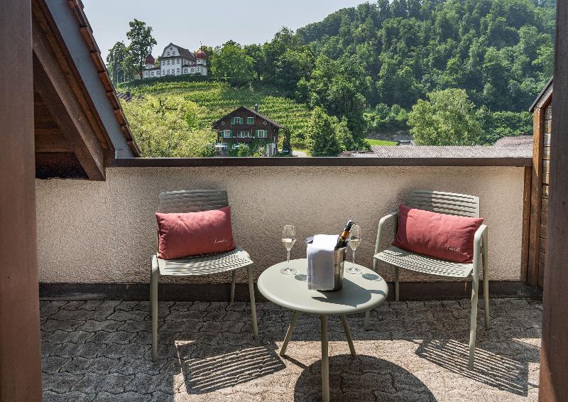 Tailormade Hotel Krone Sarnen - Oda