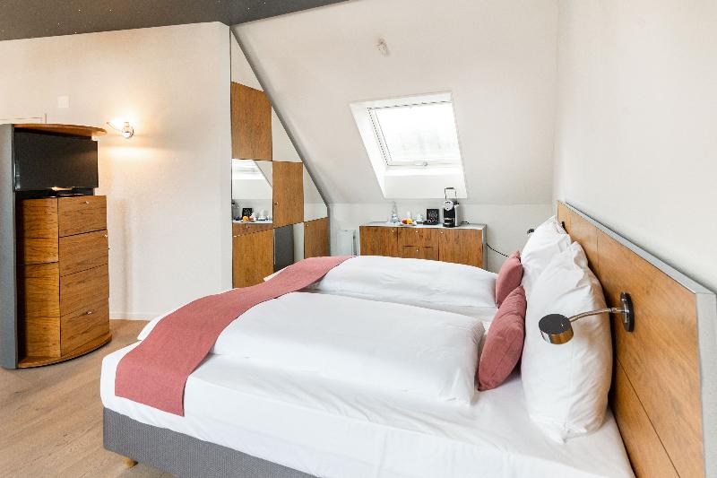 Tailormade Hotel Krone Sarnen - Oda
