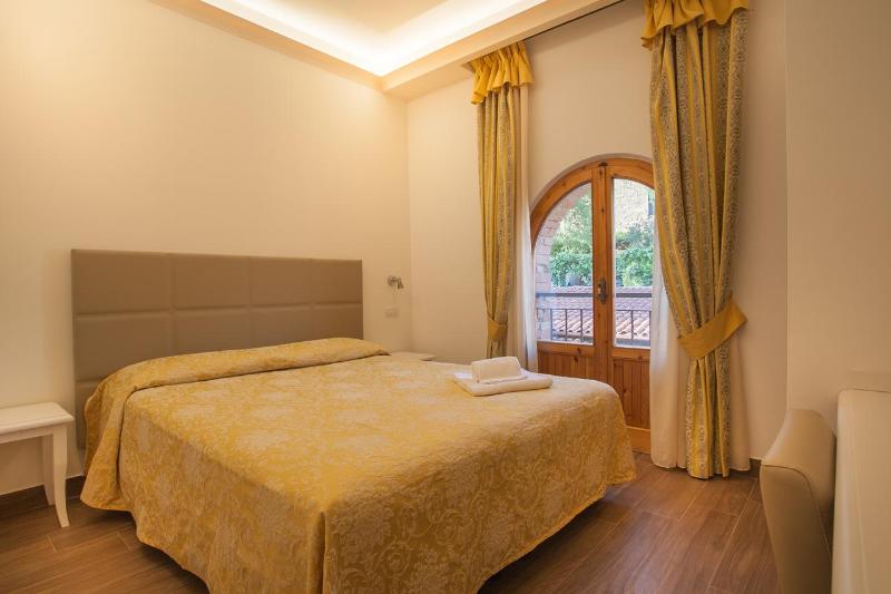 HOTEL VILLA SAN GIORGIO - Oda