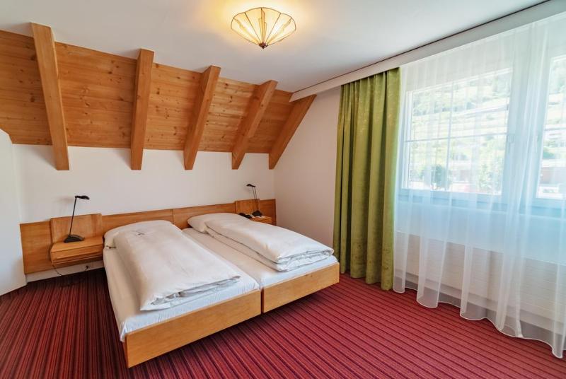 Typically Swiss Hotel Altana - Oda