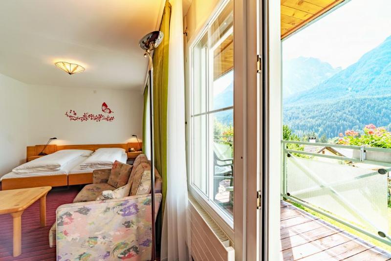 Typically Swiss Hotel Altana - Oda