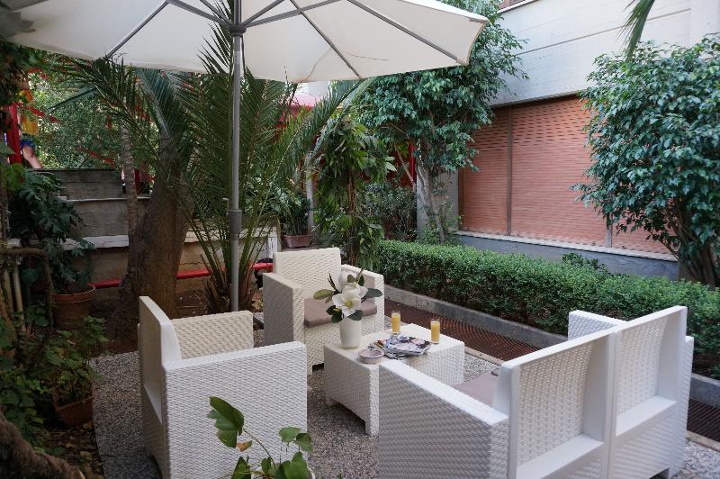 Marbela Apartments & Suites - Lobi