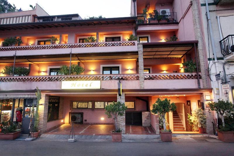 Mendolia Beach Hotel - Genel