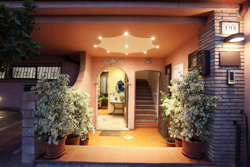 Mendolia Beach Hotel - Genel