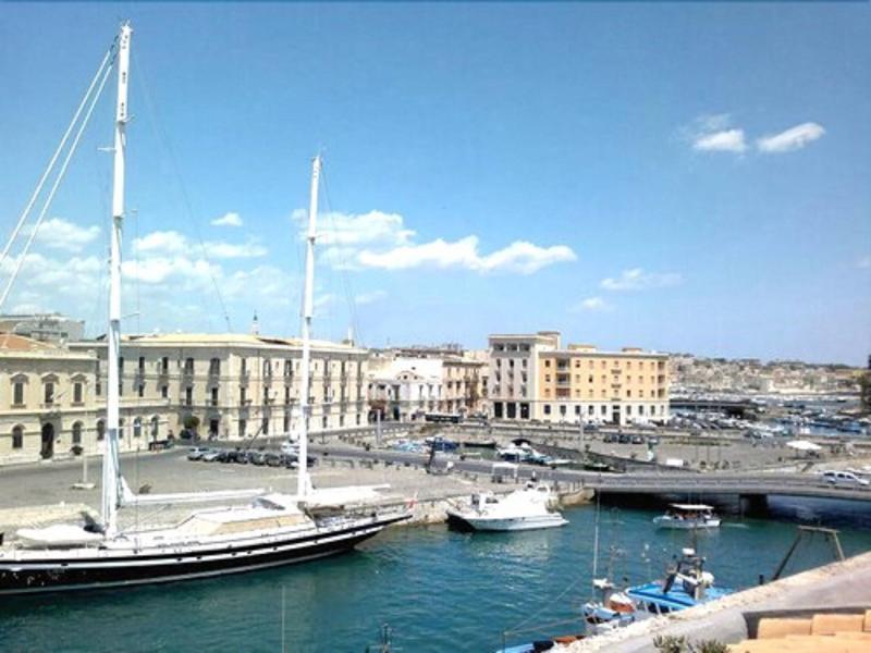 L'Approdo Delle Sirene - Genel