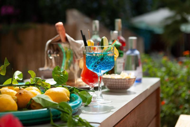 Nora Club Hotel - Bar