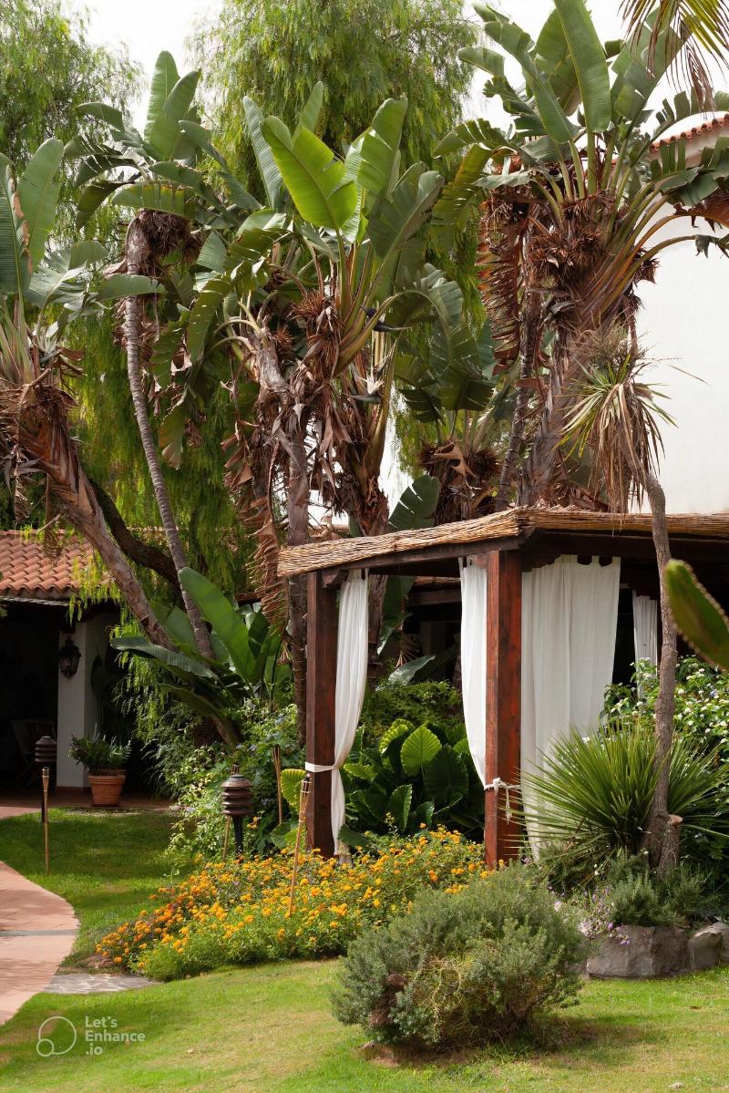 Nora Club Hotel - Genel