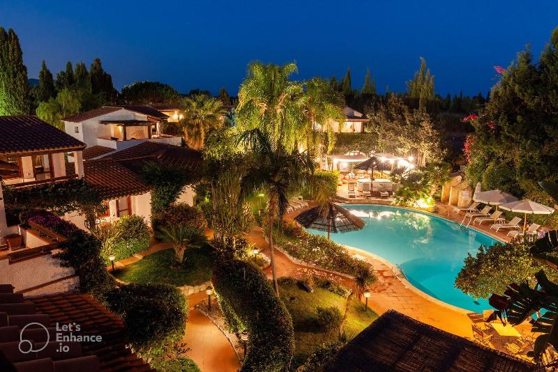 Nora Club Hotel - Genel