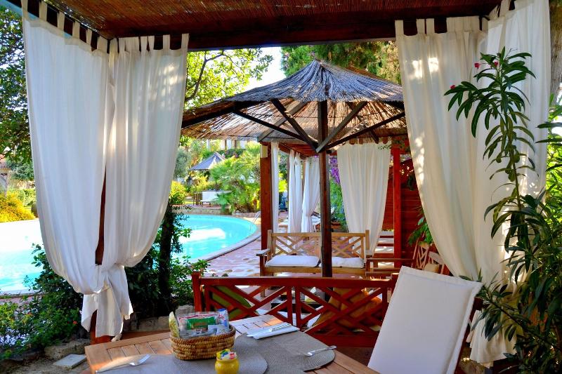 Nora Club Hotel - Restoran