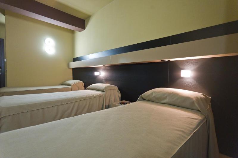 Melqart Hotel - Genel