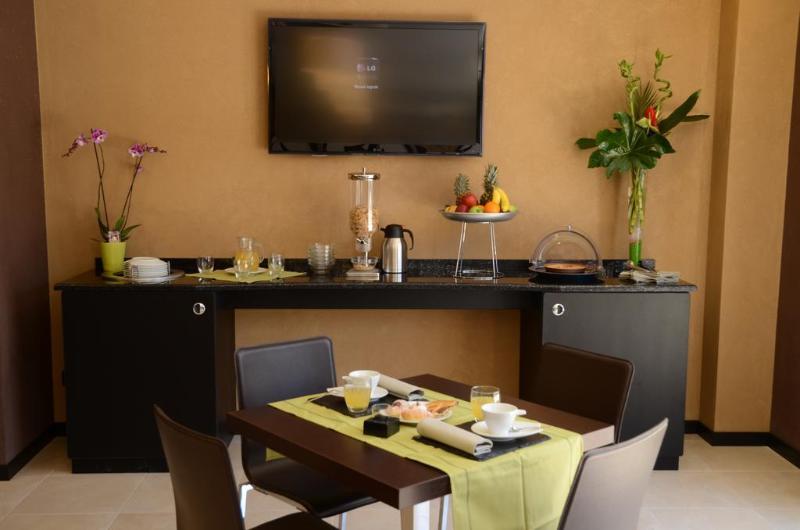Melqart Hotel - Genel