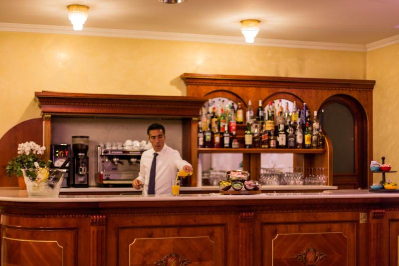 Mariano IV Palace - Bar