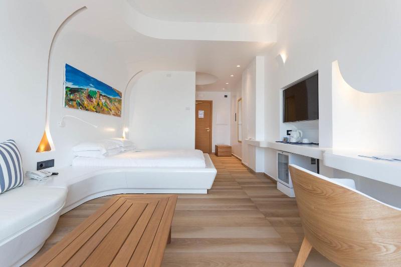Club Hotel Residence L'Approdo Castellabate - Oda