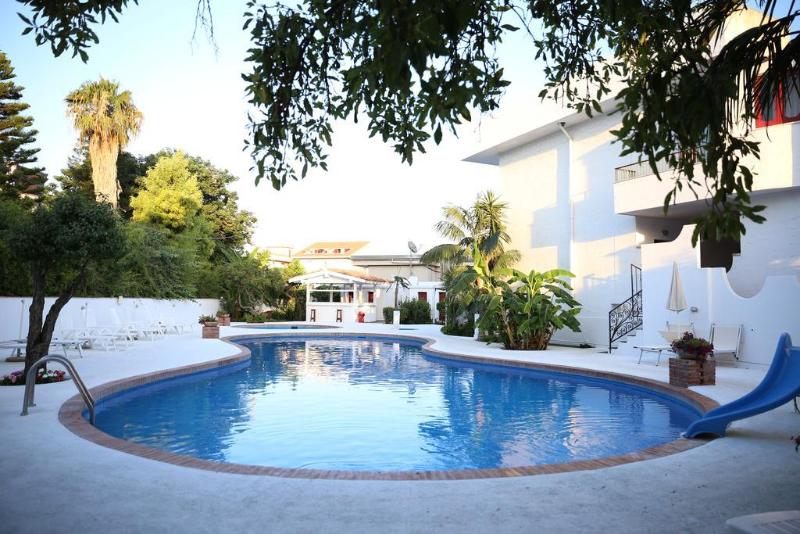 Assinos Palace - Genel