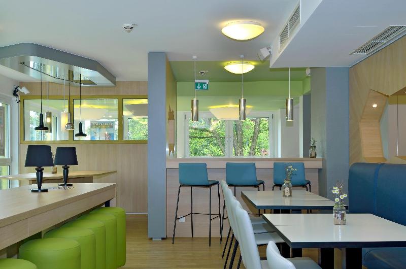 B&B Hotel Stuttgart-City - Oda