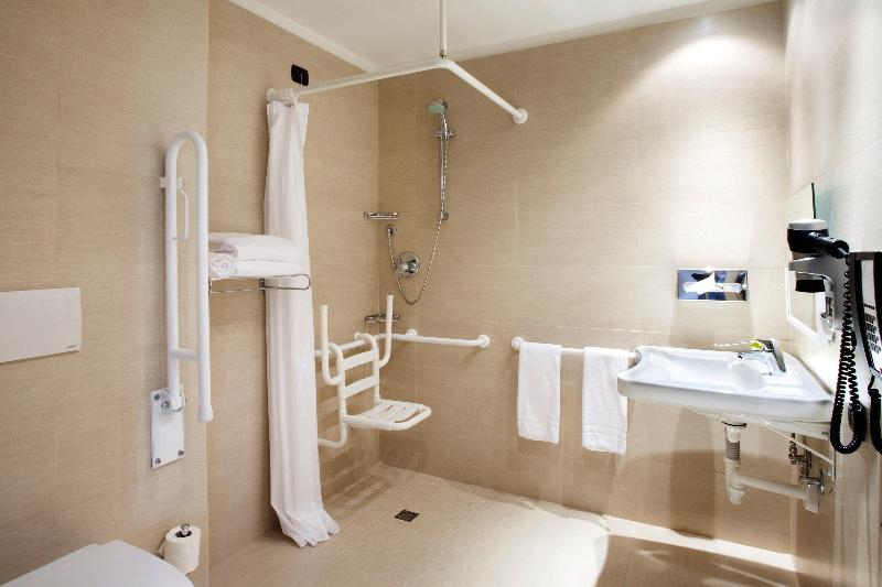 Holiday Inn Salerno-Cava de' Tirreni - Oda