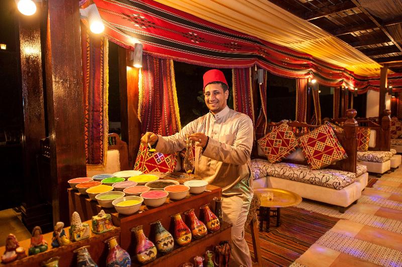 Sunrise Arabian Beach Resort -Grand Select- - Bar