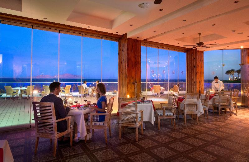 Sunrise Arabian Beach Resort -Grand Select- - Restoran