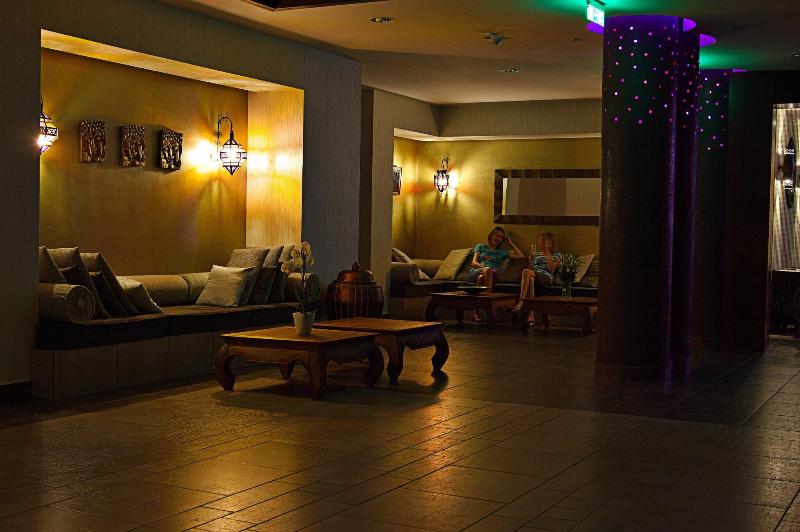 Caramell Premium Resort - Lobi