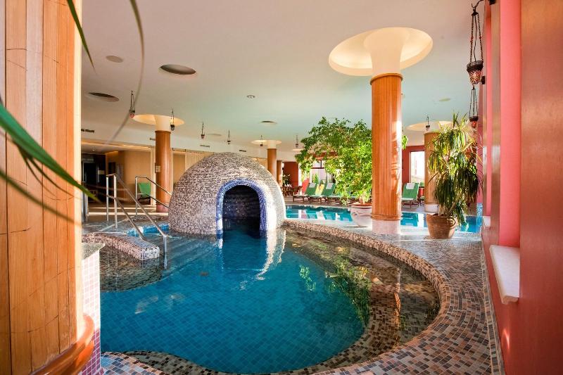Caramell Premium Resort - Havuz
