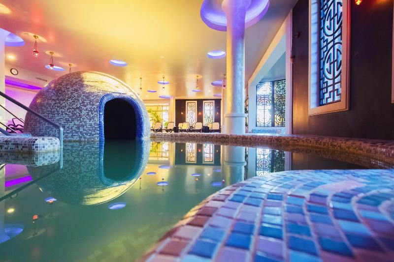 Caramell Premium Resort - Havuz