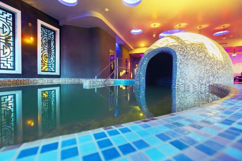 Caramell Premium Resort - Havuz