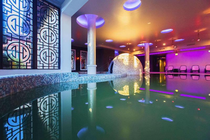 Caramell Premium Resort - Havuz