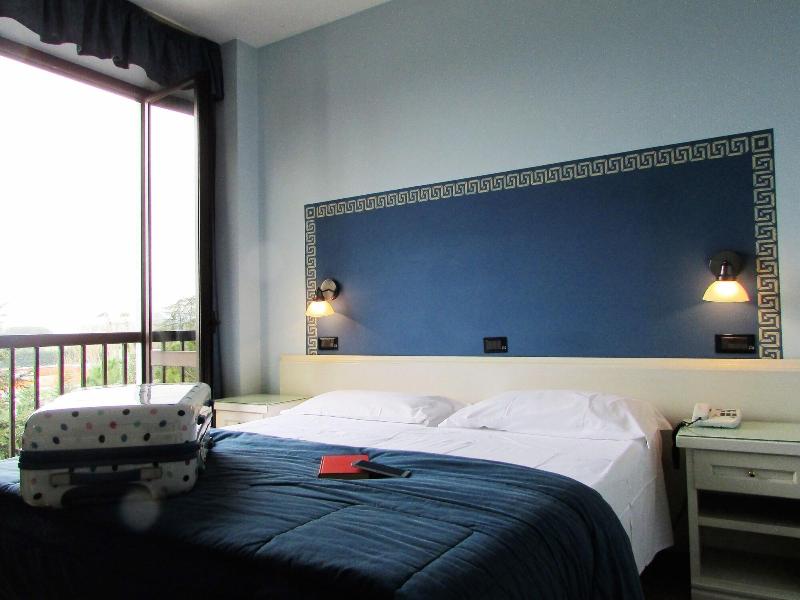 AMG Hotel Grifo - Oda