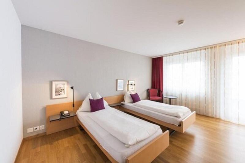 Hotel Krone - Oda
