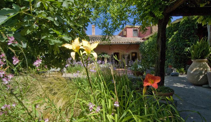 Hotel Lucrezia - Genel