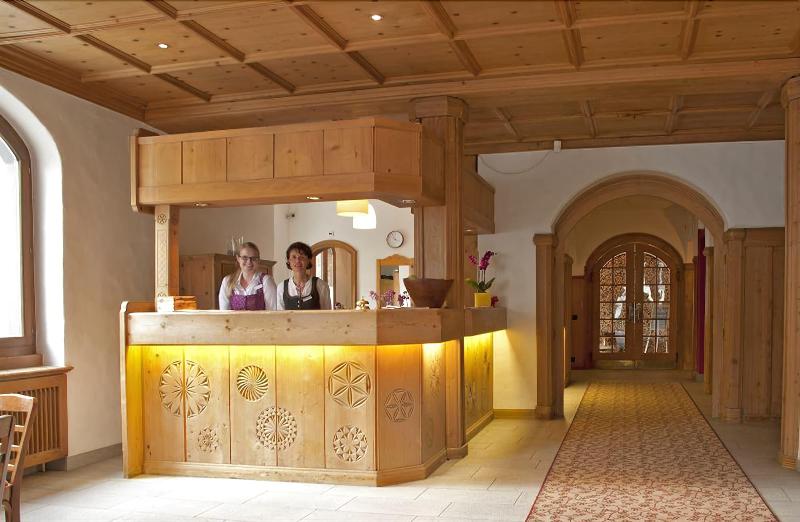 Hotel Rosatsch - Lobi
