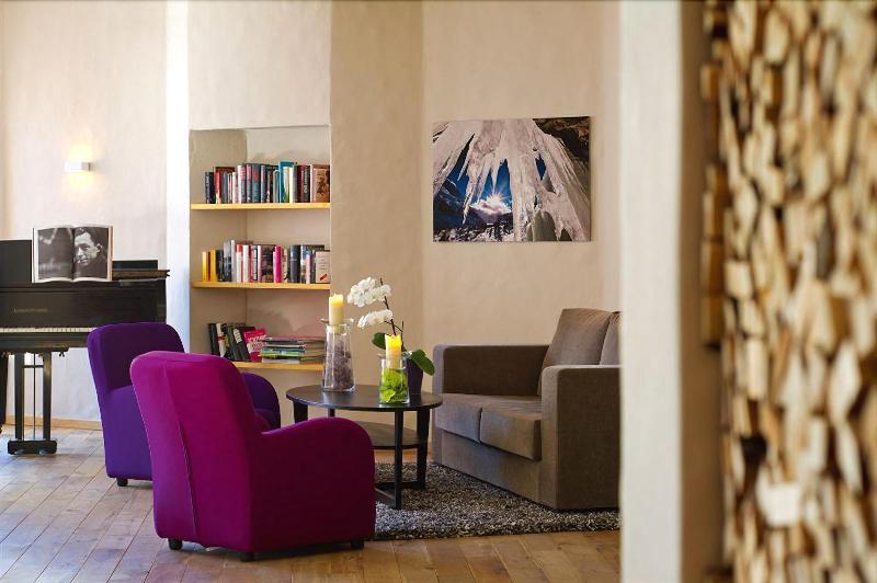 Hotel Rosatsch - Lobi