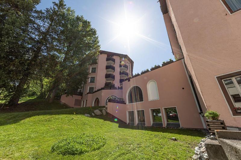 Hotel Rosatsch - Genel