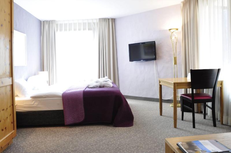 Hotel Rosatsch - Oda