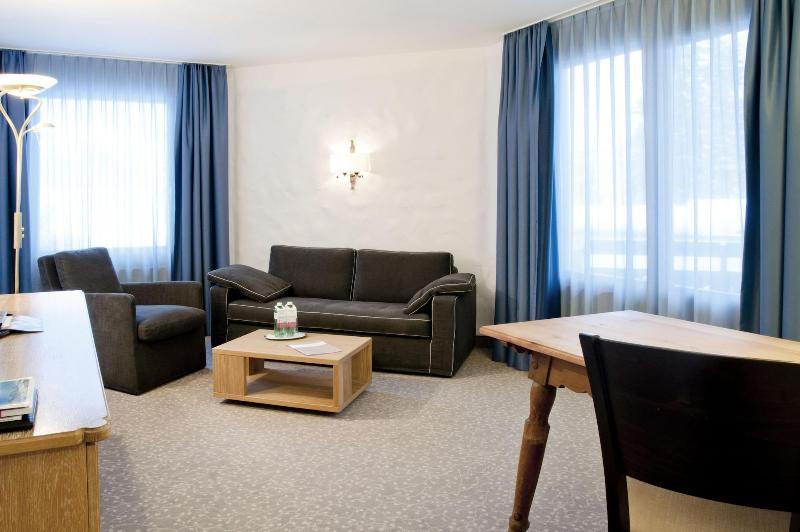 Hotel Rosatsch - Oda