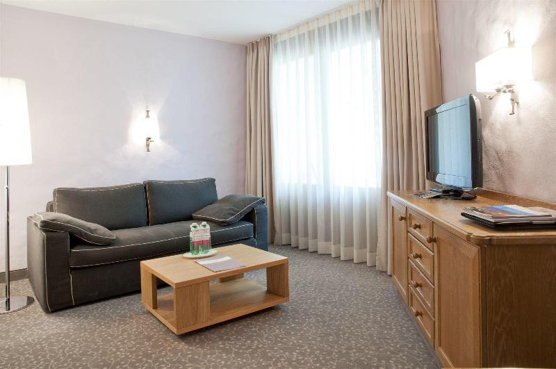 Hotel Rosatsch - Oda