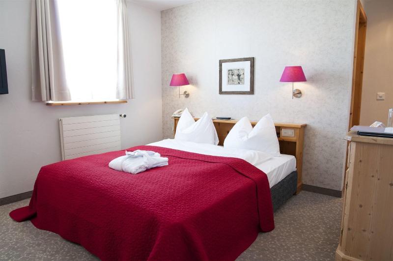 Hotel Rosatsch - Oda