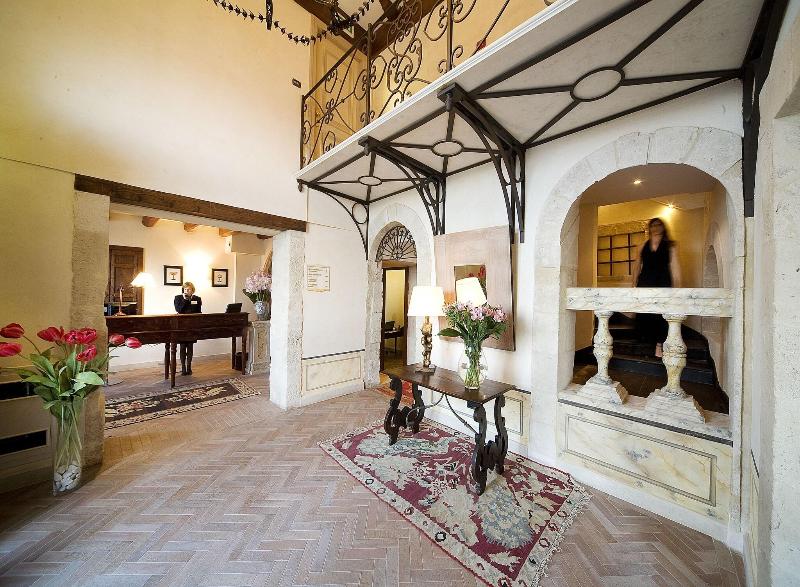 Algila Ortigia Charme Hotel - Lobi