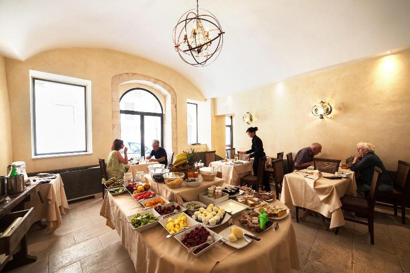 Algila Ortigia Charme Hotel - Restoran
