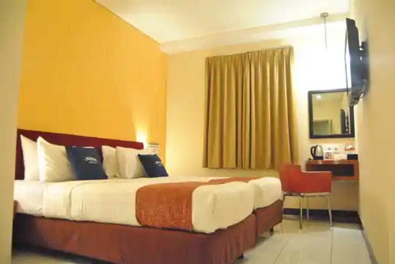 Hotel Marlin Pekalongan - Oda