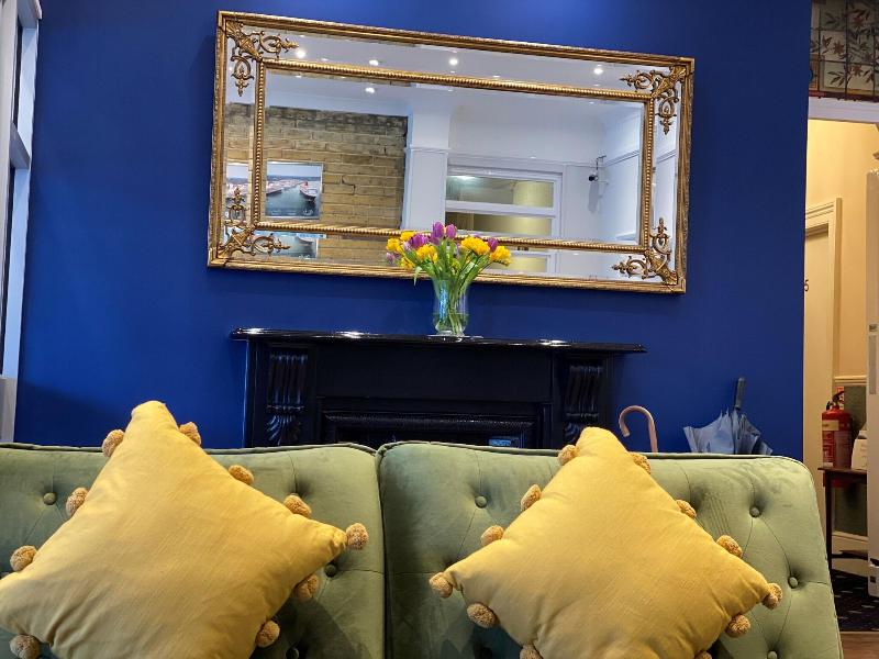 The Elizabeth House Hotel - Lobi