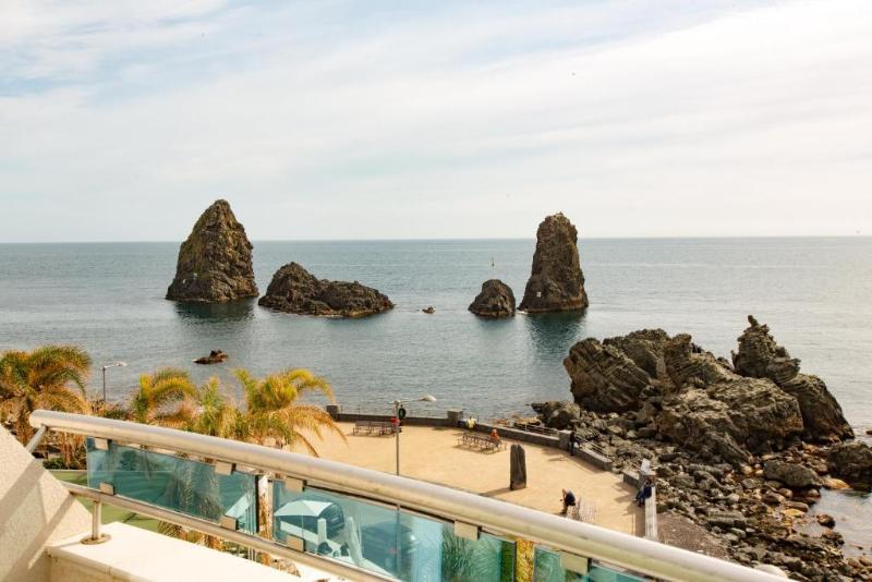 Grand Hotel Faraglioni - Genel